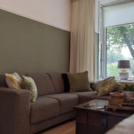 Crash'nstay - Maison Du * Rotterdam