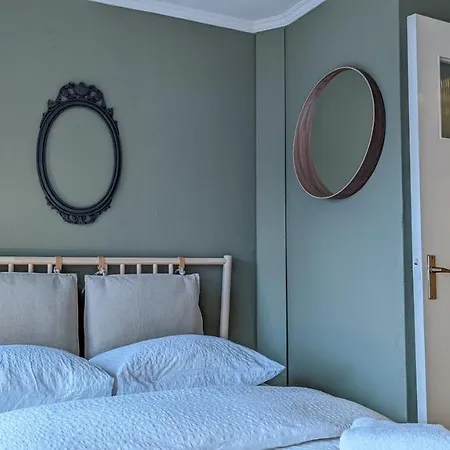 Crash'nstay - Maison Du Apartment