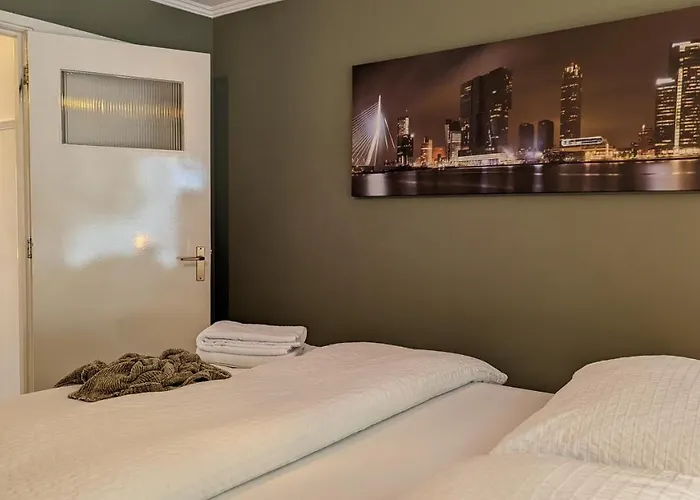 Crash'nstay - Maison Du * Ρότερνταμ